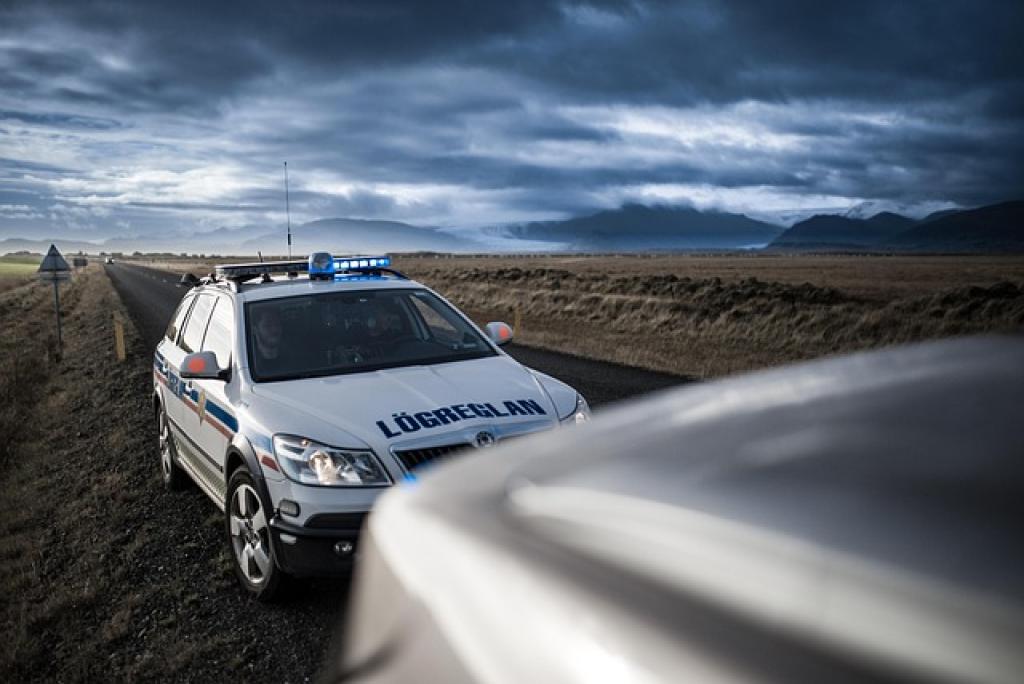 How Mobile Patrols Deter Suspicious Activity