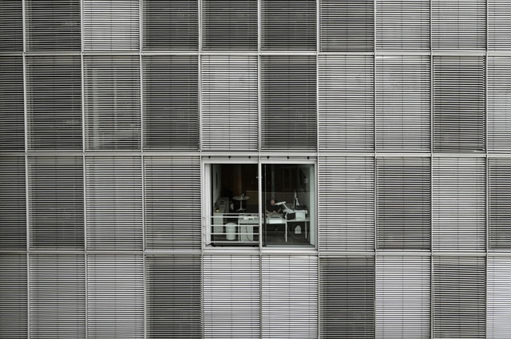 Effective Strategies For Security Maintenance In High-Traffic Office Buildings